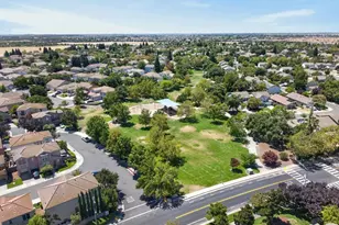 5350 Dunlay Dr, Sacramento, CA 95835 - Photo 50
