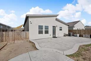 449 Stein Way, Waterford, CA 95386 - Photo 18