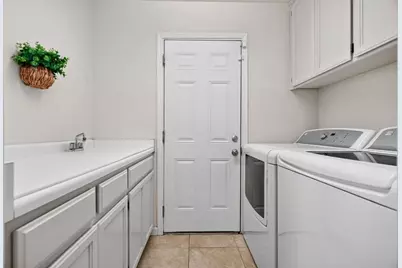 1824 Aberdeen Court, Manteca, CA 95337 - Photo 18