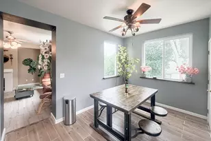 8953 Forked Creek Way, Elk Grove, CA 95758 - Photo 16