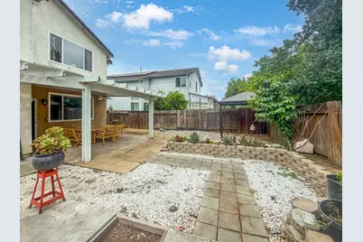 8953 Forked Creek Way, Elk Grove, CA 95758 - Photo 28