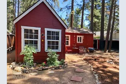 1129 Martin Avenue, South Lake Tahoe, CA 96150 - Photo 2