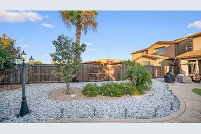 3931 Aplicella Court, Manteca, CA 95337 - Photo 32