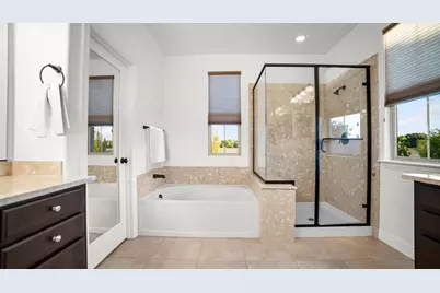 3931 Aplicella Court, Manteca, CA 95337 - Photo 38