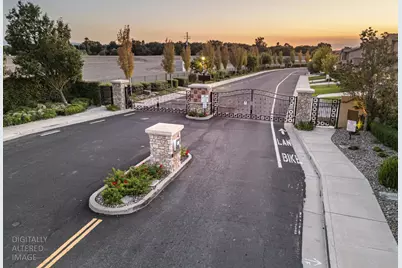 3931 Aplicella Court, Manteca, CA 95337 - Photo 56