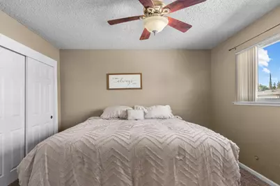 556 Del Rio Circle, Oakdale, CA 95361 - Photo 6
