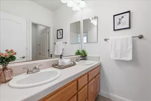 11833 Stone Hollow Way, Rancho Cordova, CA 95742 - Photo 34