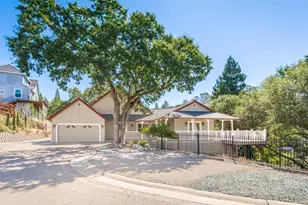 2812 Bronzecrest St, Placerville, CA 95667 - Photo 2