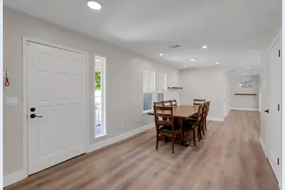 2121 Eastwood Court, Modesto, CA 95355 - Photo 10