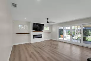 2121 Eastwood Ct, Modesto, CA 95355 - Photo 8