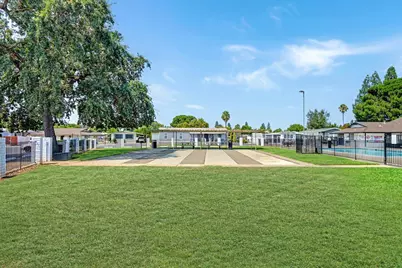 Mills Station Rd #20, Sacramento, CA 95827 - Photo 56