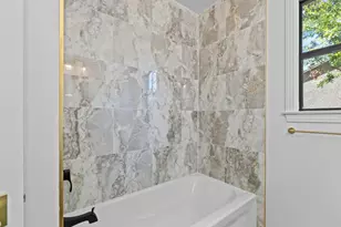 5837 Vista Ave, Sacramento, CA 95824 - Photo 12