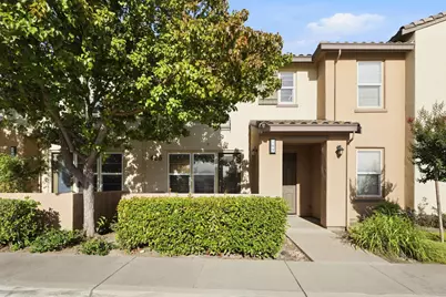 425 Regatta Lane #103, West Sacramento, CA 95605 - Photo 1