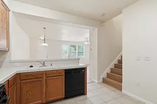 425 Regatta Ln, West Sacramento, CA 95605 - Photo 16