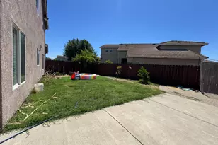1859 Oakley Ct, Stockton, CA 95206 - Photo 10