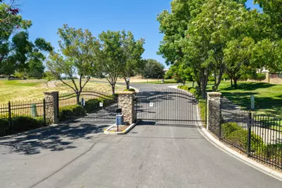 9313 Eagle Springs Place, Roseville, CA 95747 - Photo 4