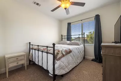 3213 Hillglen Avenue, Modesto, CA 95355 - Photo 34