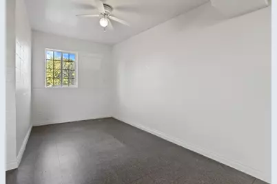 702 E Oak Street, Stockton, CA 95202 - Photo 16