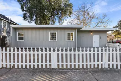 702 E Oak Street, Stockton, CA 95202 - Photo 1
