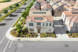 8987 Upbeat Wy, Elk Grove, CA 95757 - Photo 42