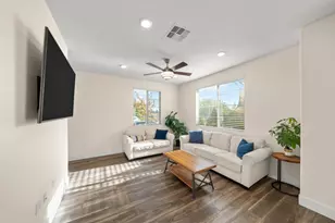 8987 Upbeat Wy, Elk Grove, CA 95757 - Photo 10