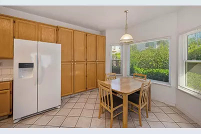 8647 Alaska Range Way, Elk Grove, CA 95624 - Photo 18