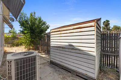 Prescott Road #22, Modesto, CA 95350 - Photo 32