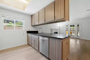 422 Greenridge Ave, Roseville, CA 95678 - Photo 8