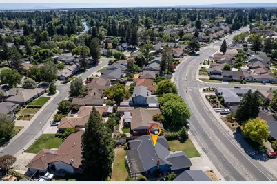 7247 Havenside Drive, Sacramento, CA 95831 - Photo 48