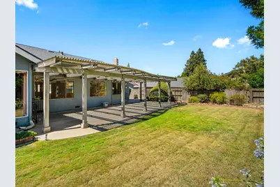 7247 Havenside Drive, Sacramento, CA 95831 - Photo 26