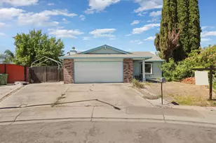 20 Yosemite Dr, Tracy, CA 95376 - Photo 2