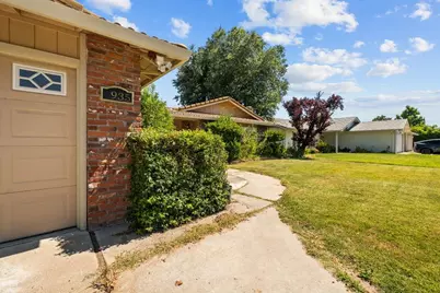 935 Springoak Way, Stockton, CA 95209 - Photo 2