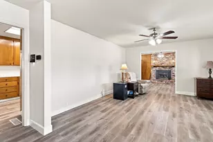 2421 Acorn Ln, Ceres, CA 95307 - Photo 6