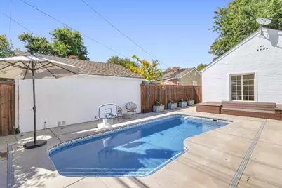 1624 8th Avenue, Sacramento, CA 95818 - Photo 56