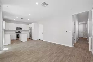 813 Lake Park Cir, Galt, CA 95632 - Photo 8
