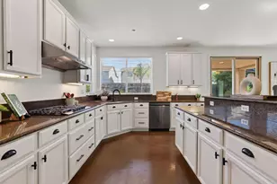 701 Rolling Green Dr, West Sacramento, CA 95605 - Photo 10