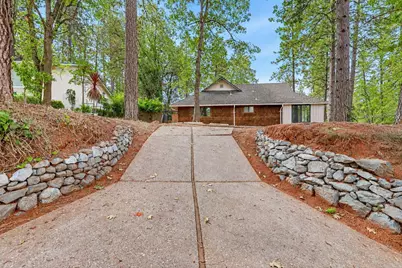 11415 Francis Drive, Grass Valley, CA 95949 - Photo 2