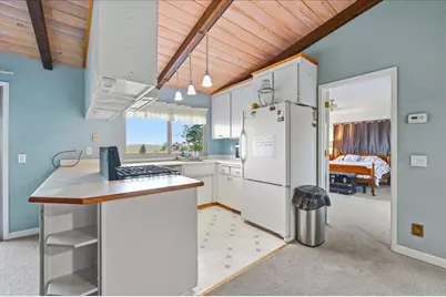 13831 Christopher Robin Wy, Grass Valley, CA 95945 - Photo 12