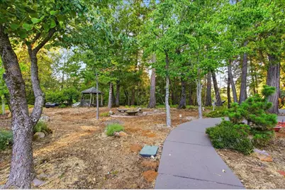 13831 Christopher Robin Wy, Grass Valley, CA 95945 - Photo 36