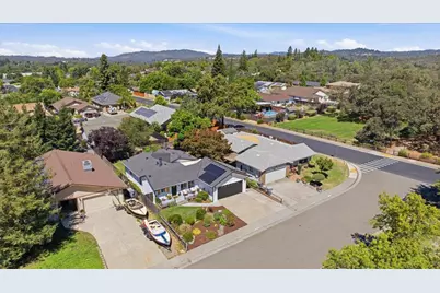 3875 Parkway Place, Auburn, CA 95602 - Photo 32