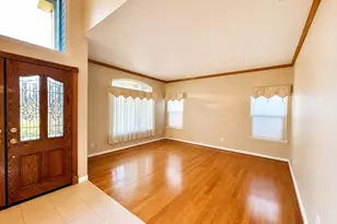 8770 Bottlebrush Ct, Elk Grove, CA 95624 - Photo 2