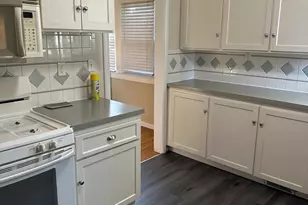 909 9th Ave, Sacramento, CA 95818 - Photo 8