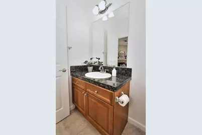 7809 Park River Oak Circle, Sacramento, CA 95831 - Photo 18