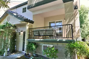 7809 Park River Oak Cir, Sacramento, CA 95831 - Photo 4