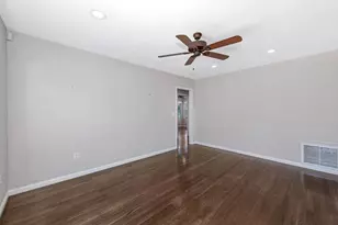 241 Mission St, Lodi, CA 95240 - Photo 8