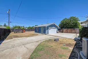241 Mission St, Lodi, CA 95240 - Photo 32