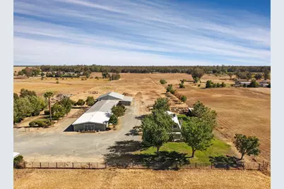13592 Montfort Avenue, Herald, CA 95638 - Photo 12