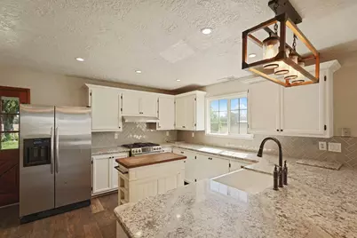 13592 Montfort Avenue, Herald, CA 95638 - Photo 32