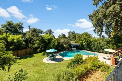 4637 Hixon Circle, Carmichael, CA 95608 - Photo 12