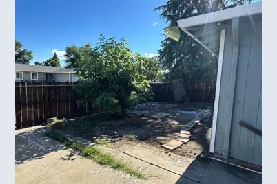 1223 Chelsea Way, Stockton, CA 95209 - Photo 4